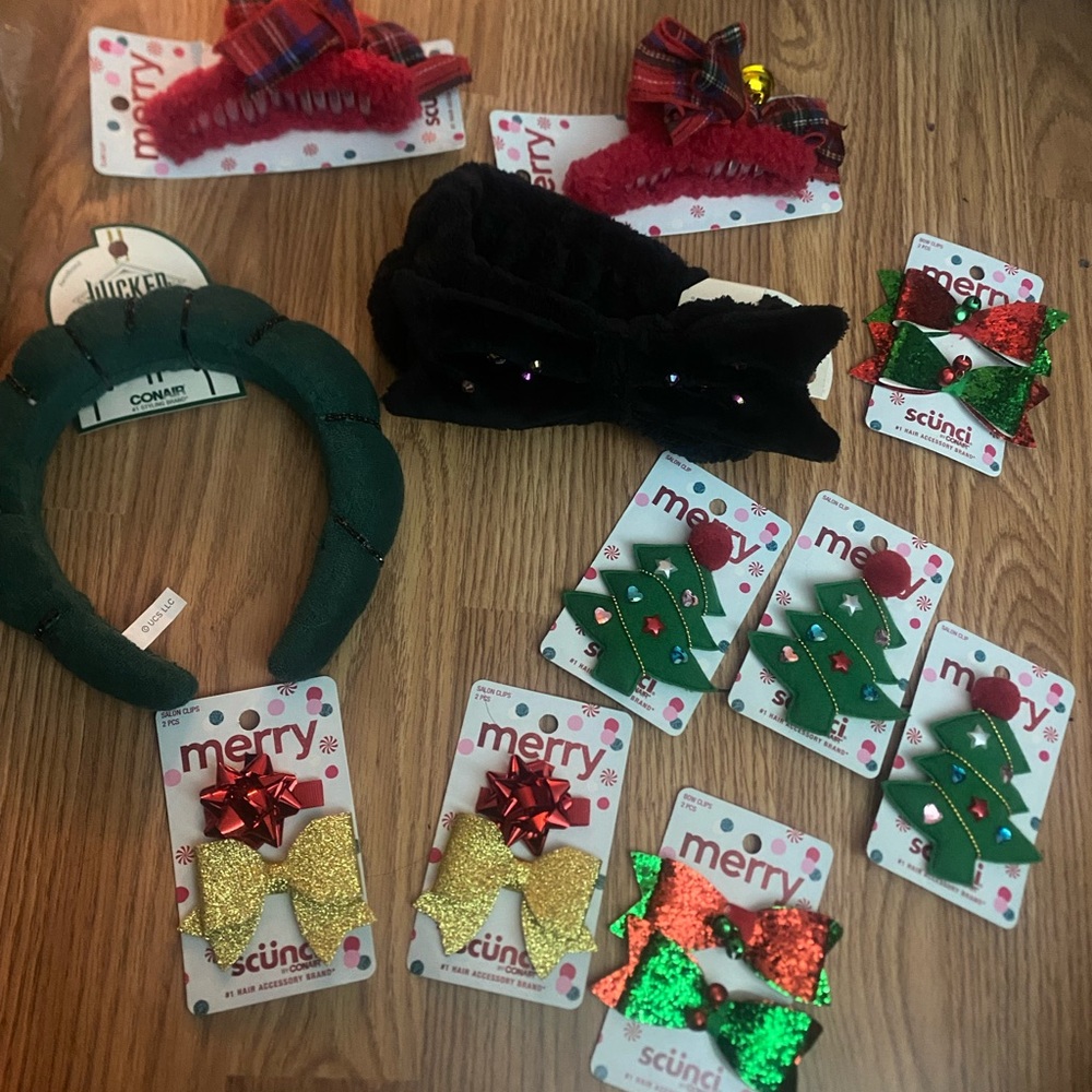 scunci Kids Holiday and wicked Hair Accessory Set, NWT, 11 pieces total
